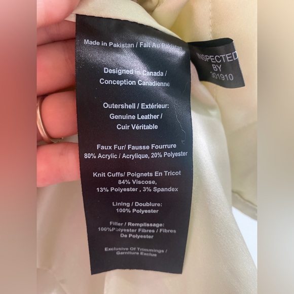 Danier Ivory coloured winter Jacket. - Picture 5 of 10